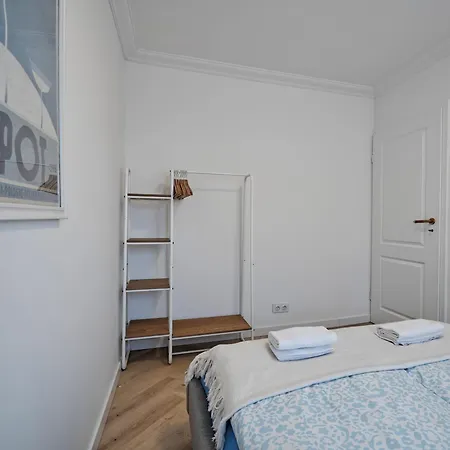 Apartment Mieszkanie Nel - Acco Rent *